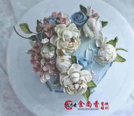 91香蕉视频污污學員蛋糕裱花作品